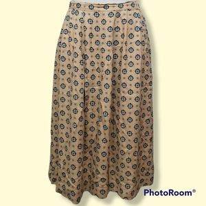 Petite Midi Floral Appleseed's Skirt